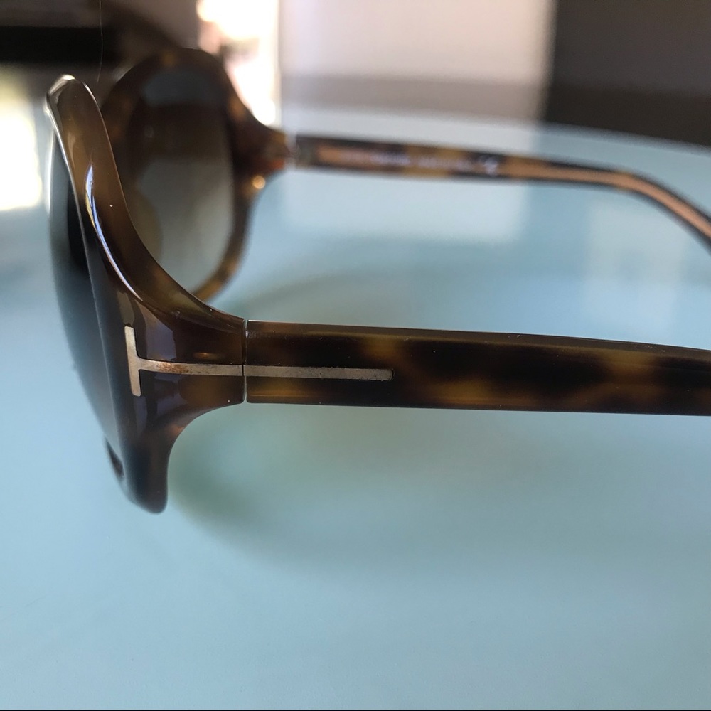 Tom Ford Tortoise Shell Sunglasses - image 4